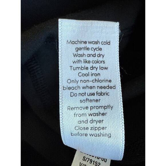 Athleta All In Capri Black Running Workout Pocket Scupltek Womens Size Small - Picture 10 of 11